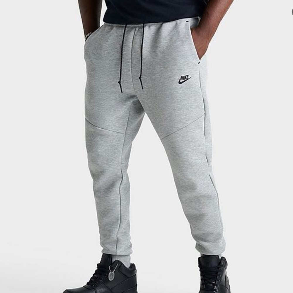 Nike Tech Men’s Grey Jogger Pants
